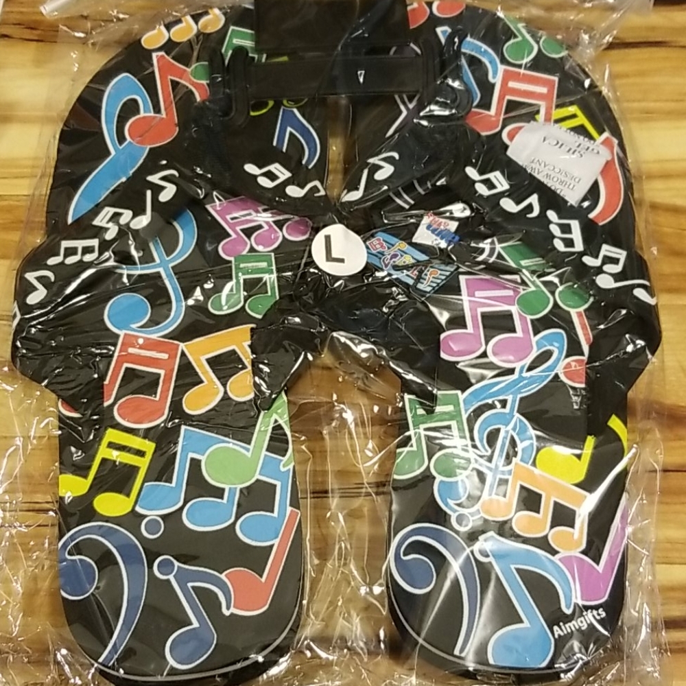 Colored music note flip flops